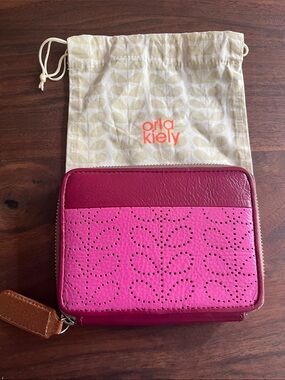 Orla kiely leather wallet punched stem